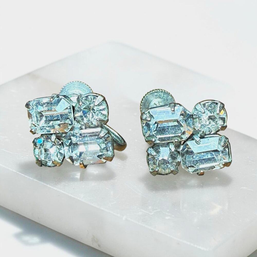 Vintage Clear Crystal Rhinestone Cluster Screw Back Earrings Silver Tone